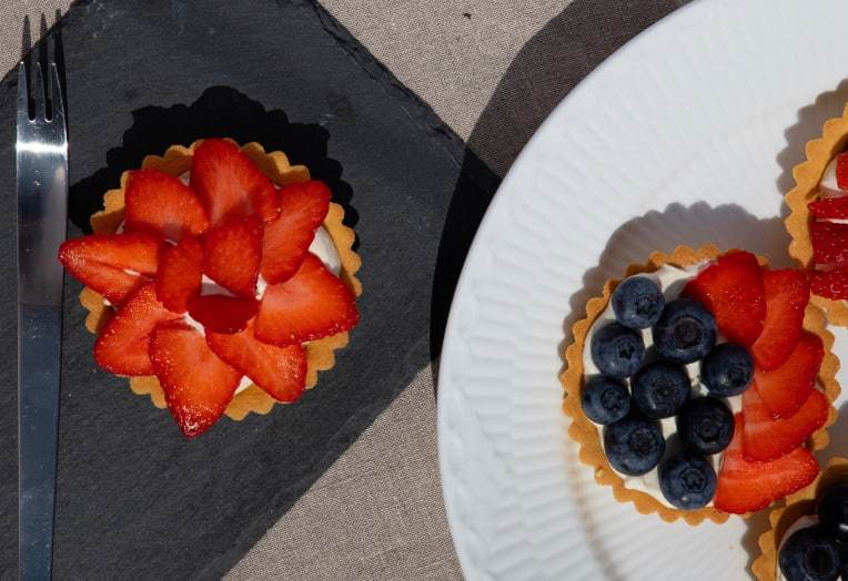 Mascarpone and Berry Tartlets